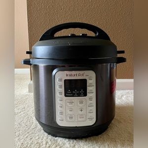 Instapot Viva 6qt 9in1 Pressure Cooker *NEW*